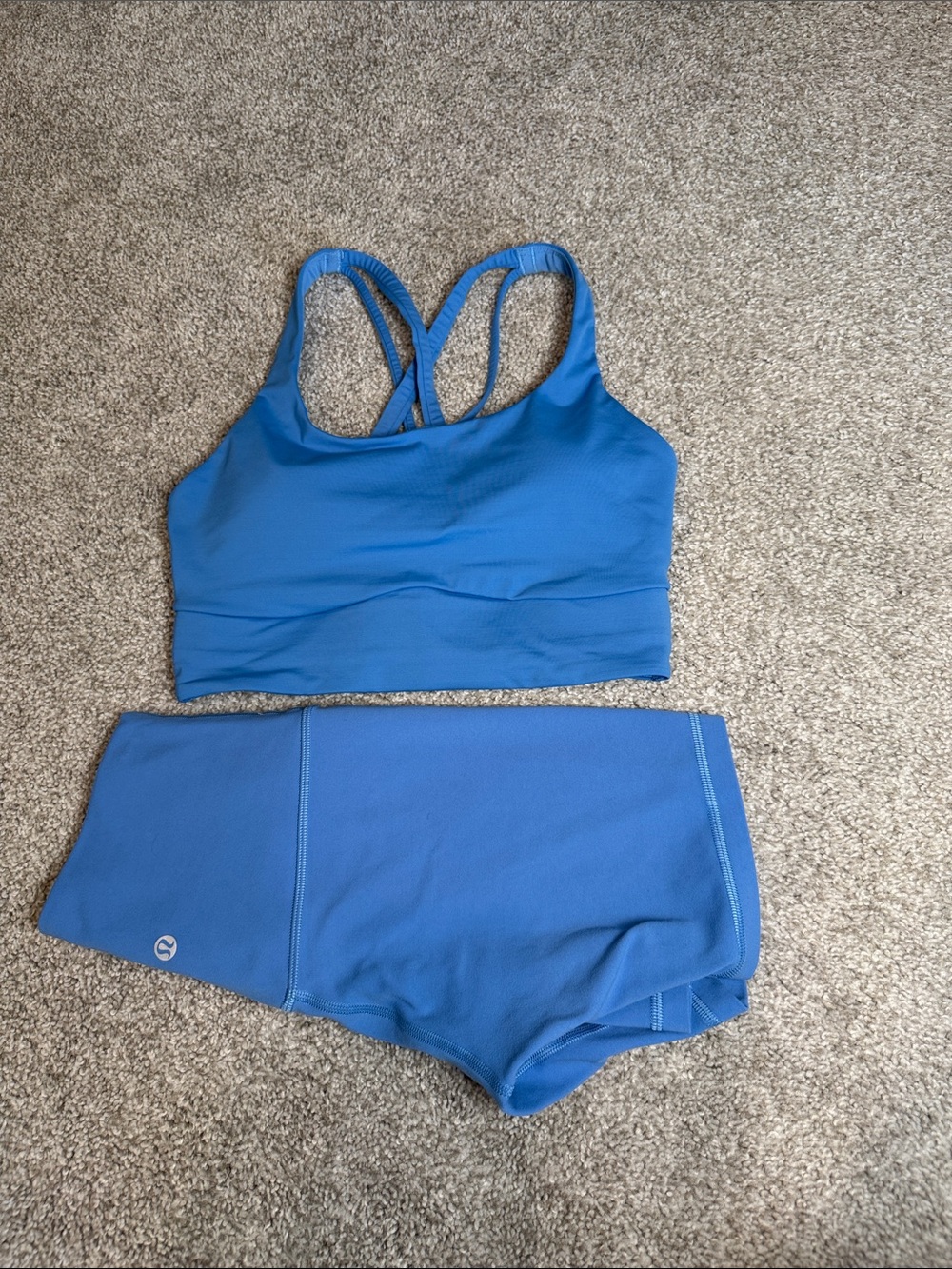 Lululemon Pool Party Blue Set - Longline Sports Bra and High-Waist Align Shorts - Picture 8 of 8